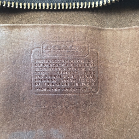 Classic Tan Leather Men's Bag - Picture 7 of 7